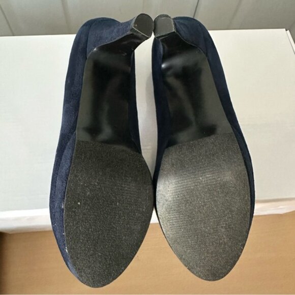 Boston Design Studio Women's 9W Faux Suede Heels Round Toe & Platform Sole Pumps - Picture 12 of 16